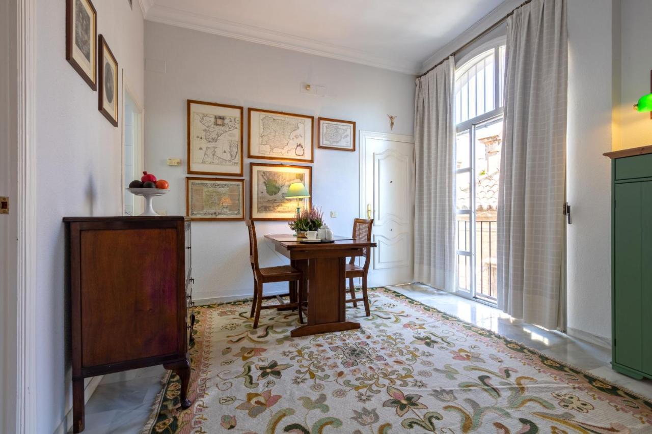 Holiday Apartment, 2 Pax, Historical Center Sevilha Exterior foto